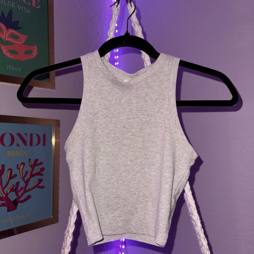 gray tank